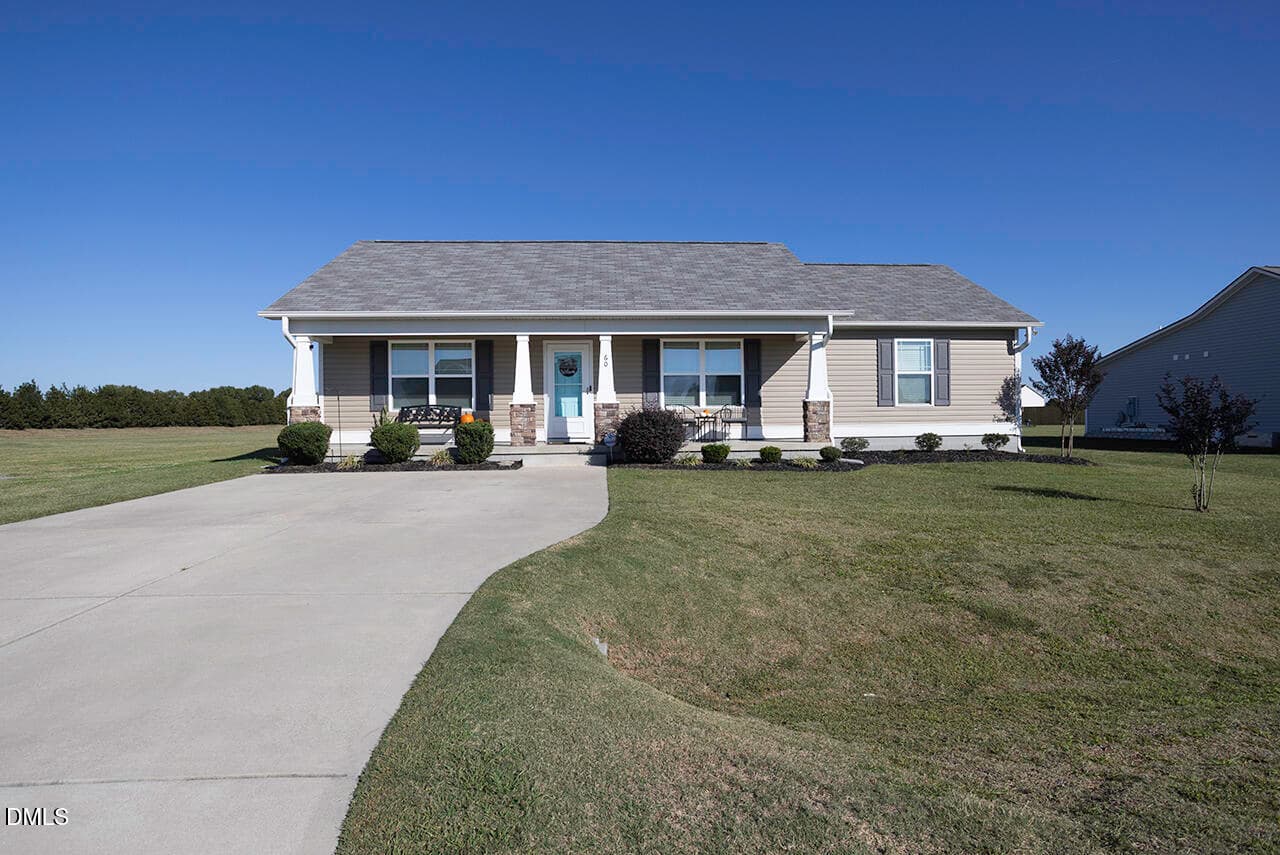 60 Falling Leaf Lane, Benson, NC 27504