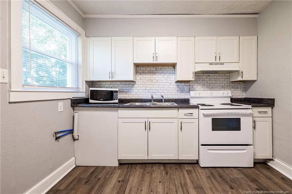 Photo 11 - 100 Sycamore Court, Fayetteville, NC 28301