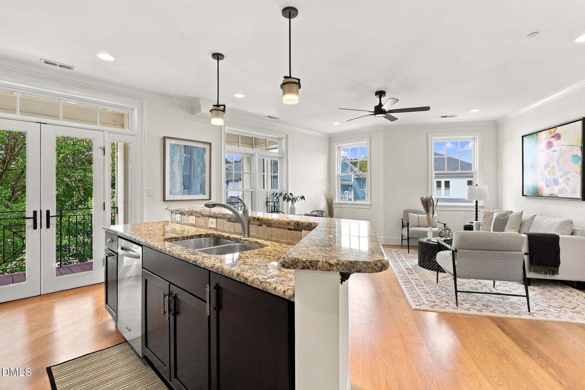 210 E Winmore Avenue, Chapel Hill, NC 27516