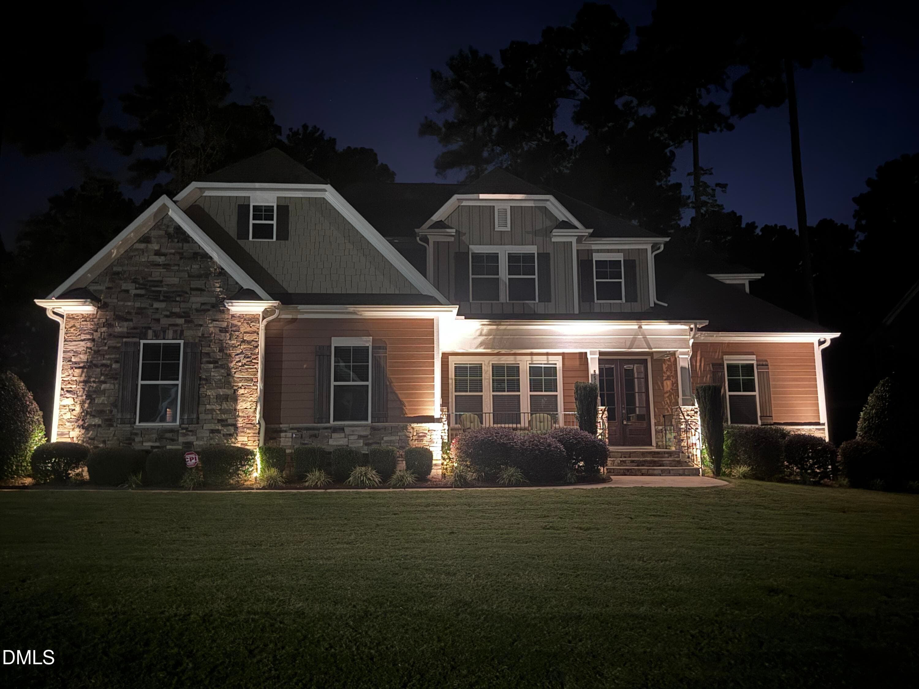 556 Rockport Drive, Clayton, NC 27527