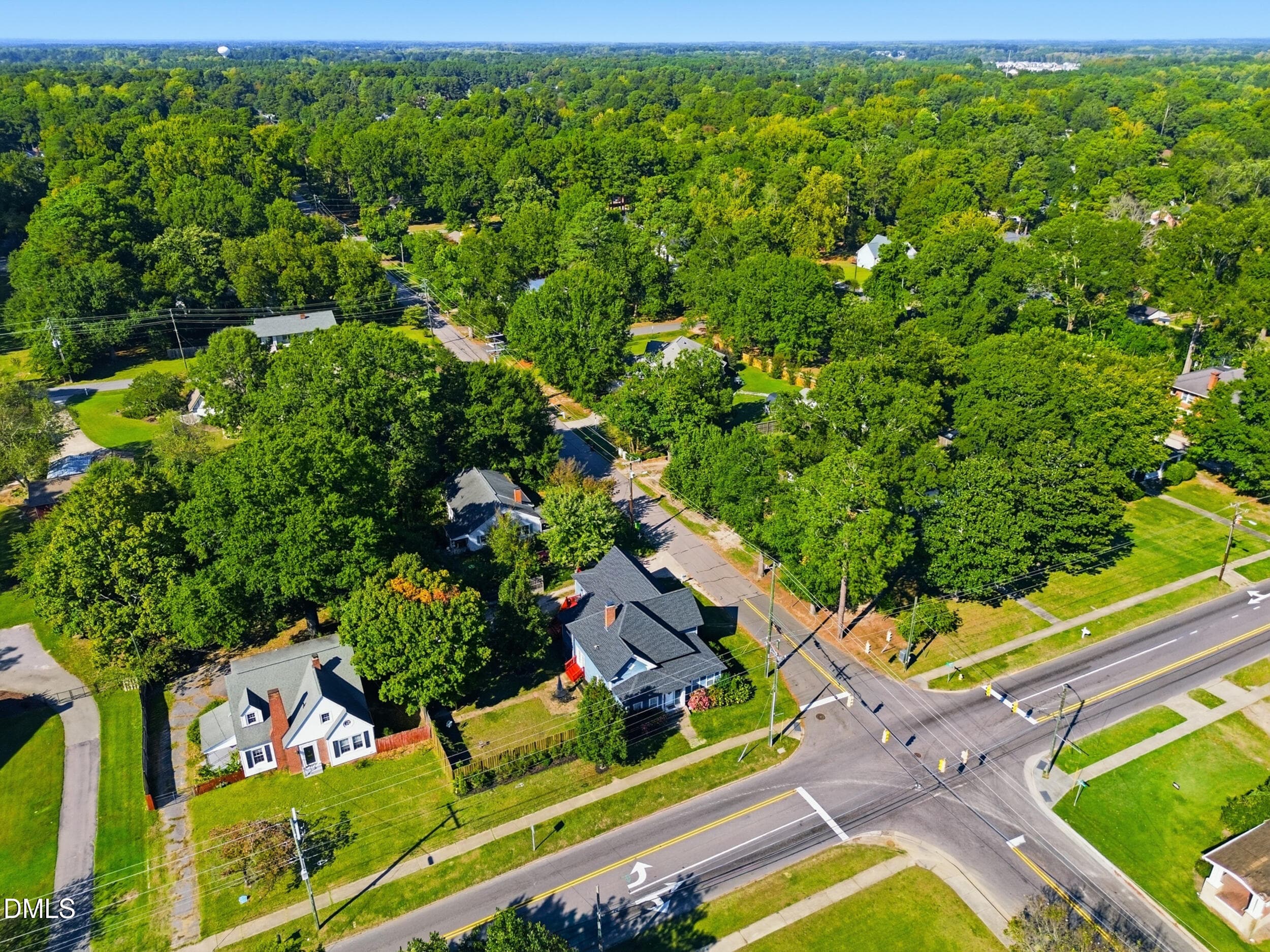 pearce-media-300-w-gannon-ave-drone-01 - 300 W Gannon Avenue W, Zebulon, NC 27597