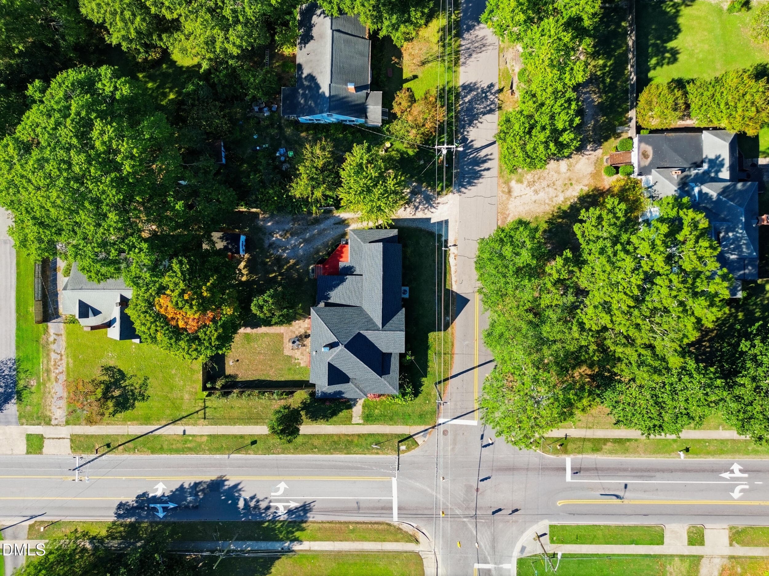 pearce-media-300-w-gannon-ave-drone-03 - 300 W Gannon Avenue W, Zebulon, NC 27597