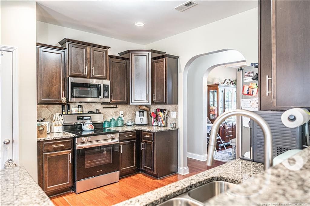 Photo 14 - 281 Fountain Grove Drive, Raeford, NC 28376