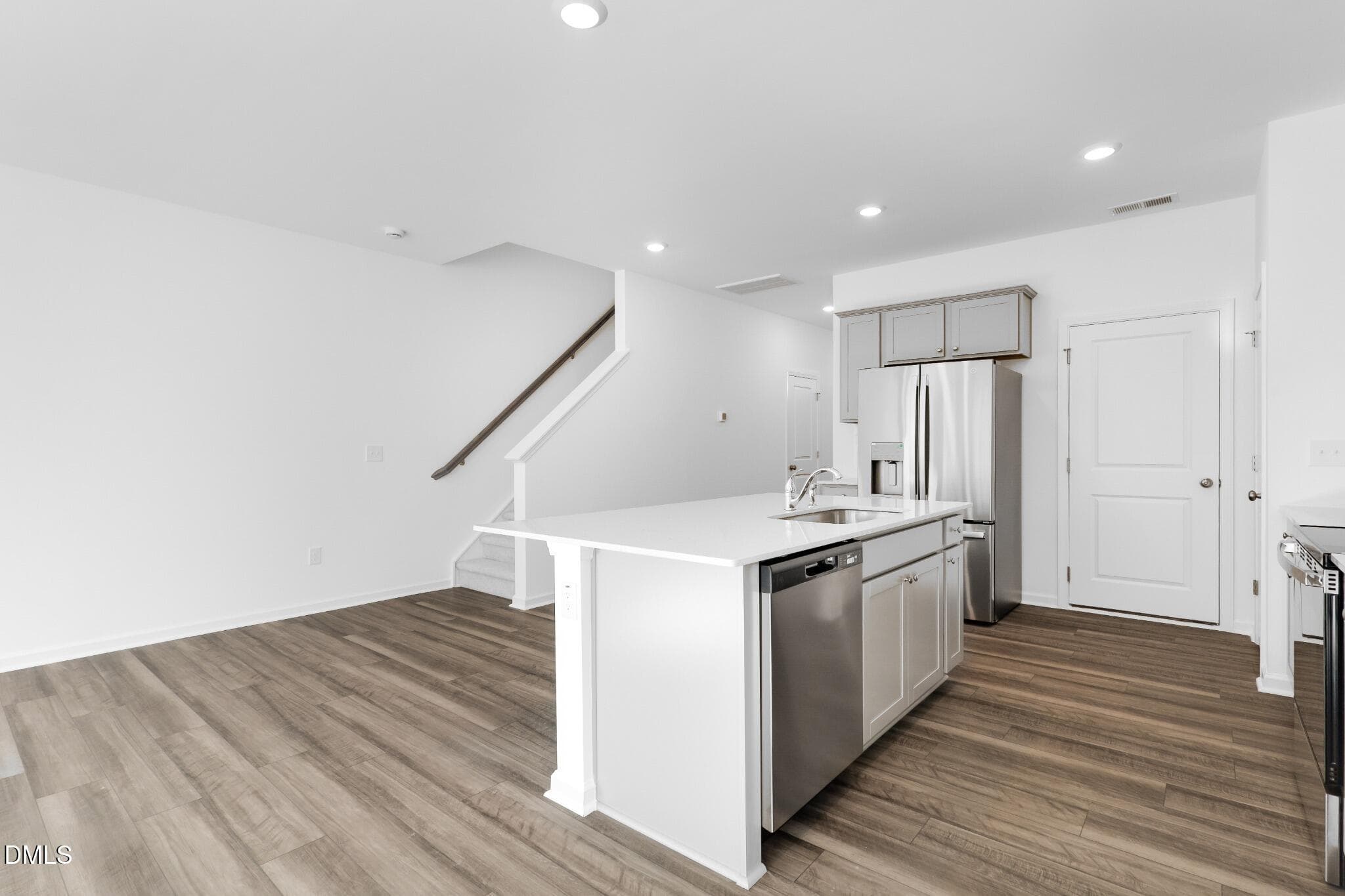 9_Kitchen_Appliances - 37 Evie Way, Lillington, NC 27546