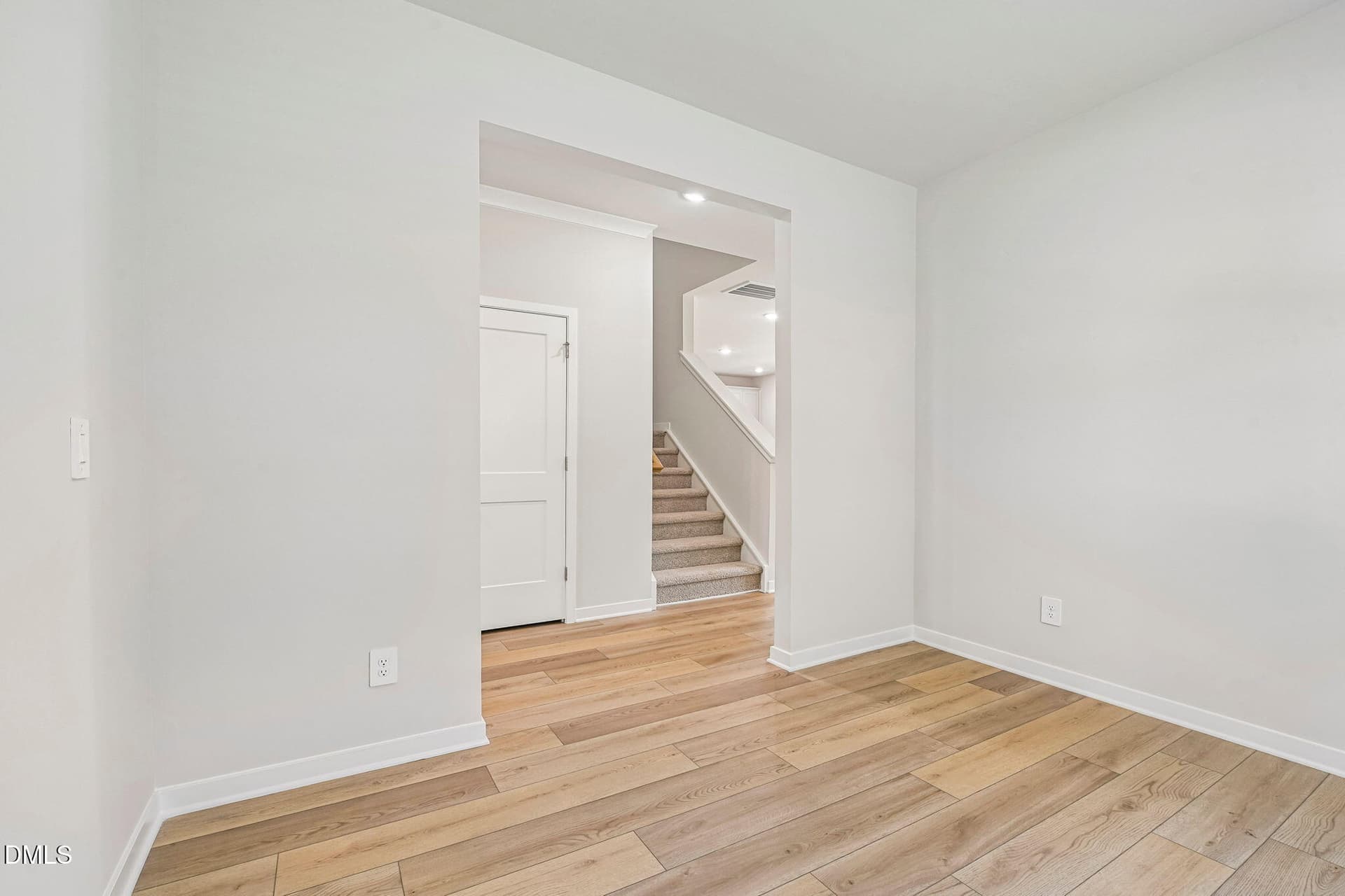 22-web-or-mls-Raleigh - Avalon Place - 1 - 1452 Hatteras Road, Durham, NC 27703
