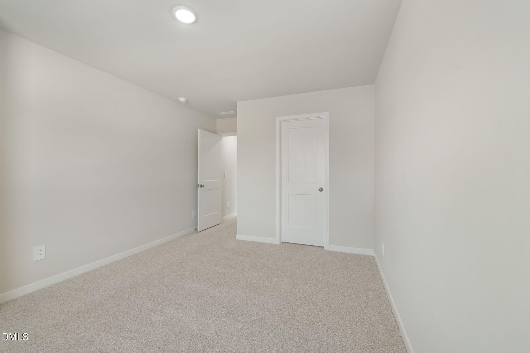 24-web-or-mls-Raleigh - Avalon Place - 1 - 1452 Hatteras Road, Durham, NC 27703