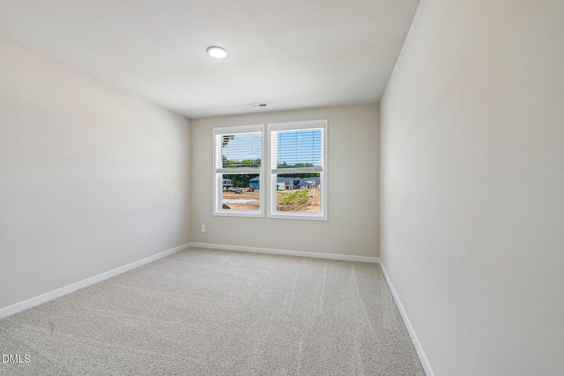 25-web-or-mls-Raleigh - Avalon Place - 1 - 1452 Hatteras Road, Durham, NC 27703