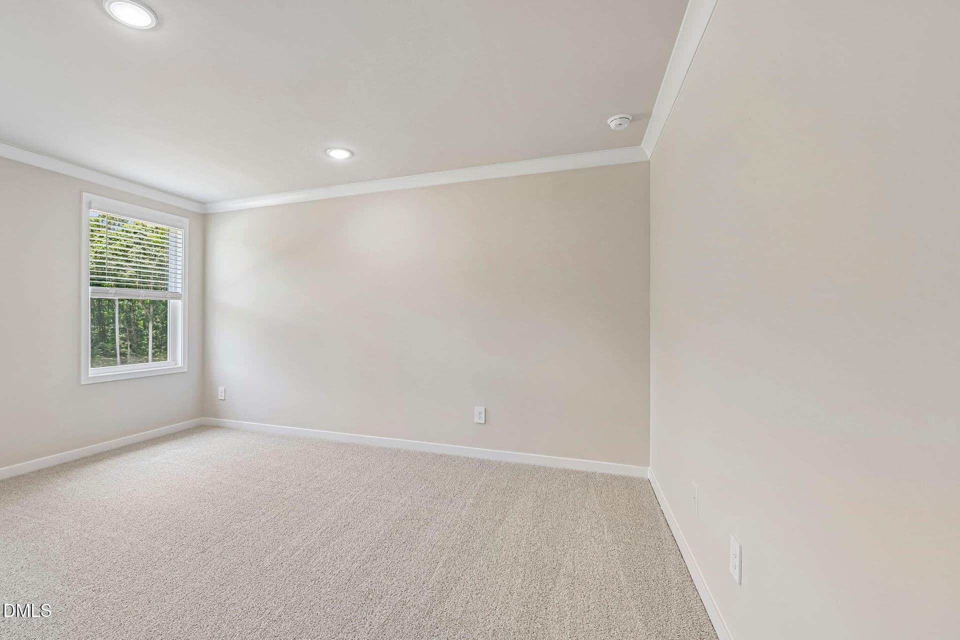 31-web-or-mls-Raleigh - Avalon Place - 1 - 1452 Hatteras Road, Durham, NC 27703
