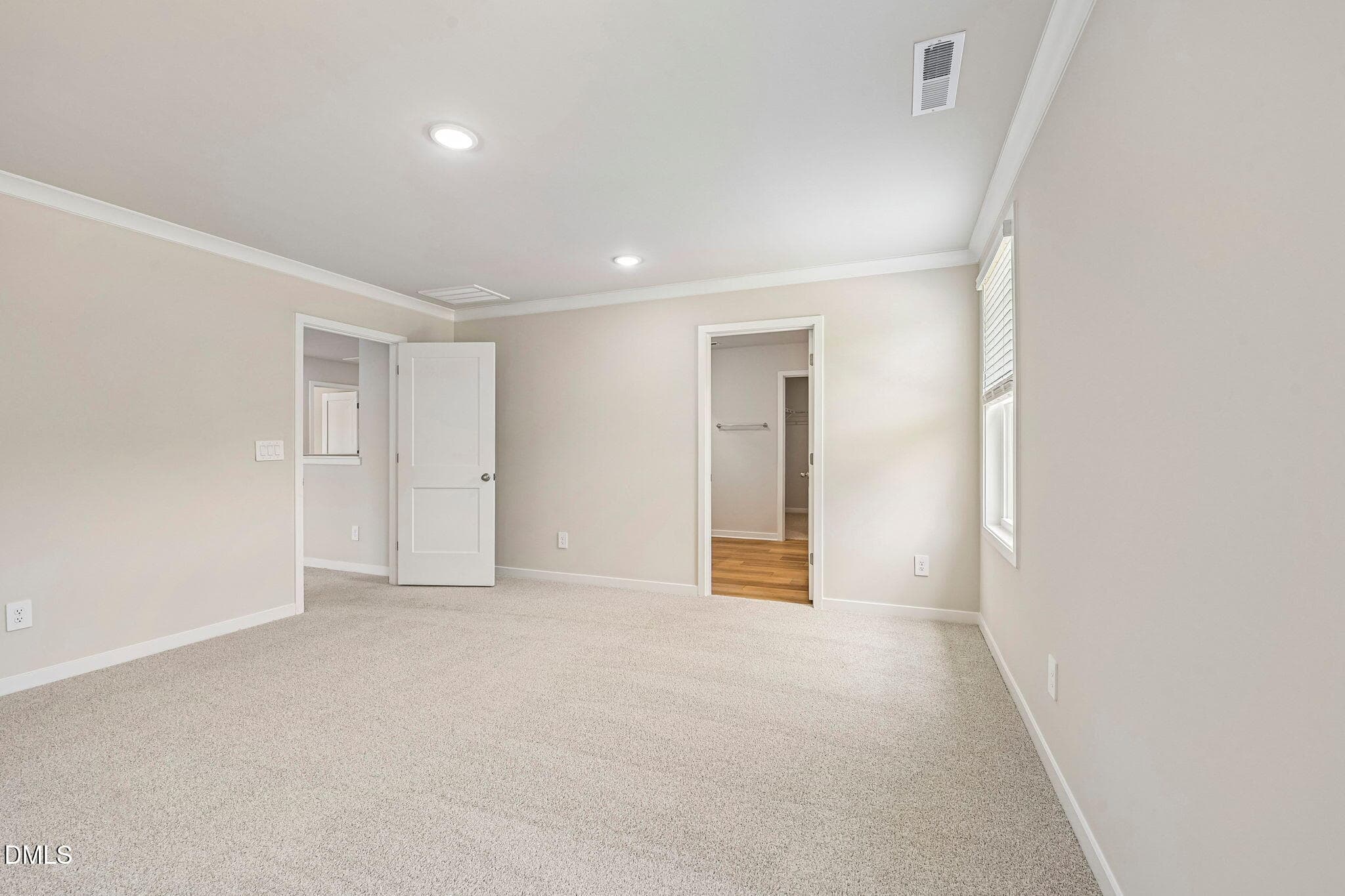 32-web-or-mls-Raleigh - Avalon Place - 1 - 1452 Hatteras Road, Durham, NC 27703