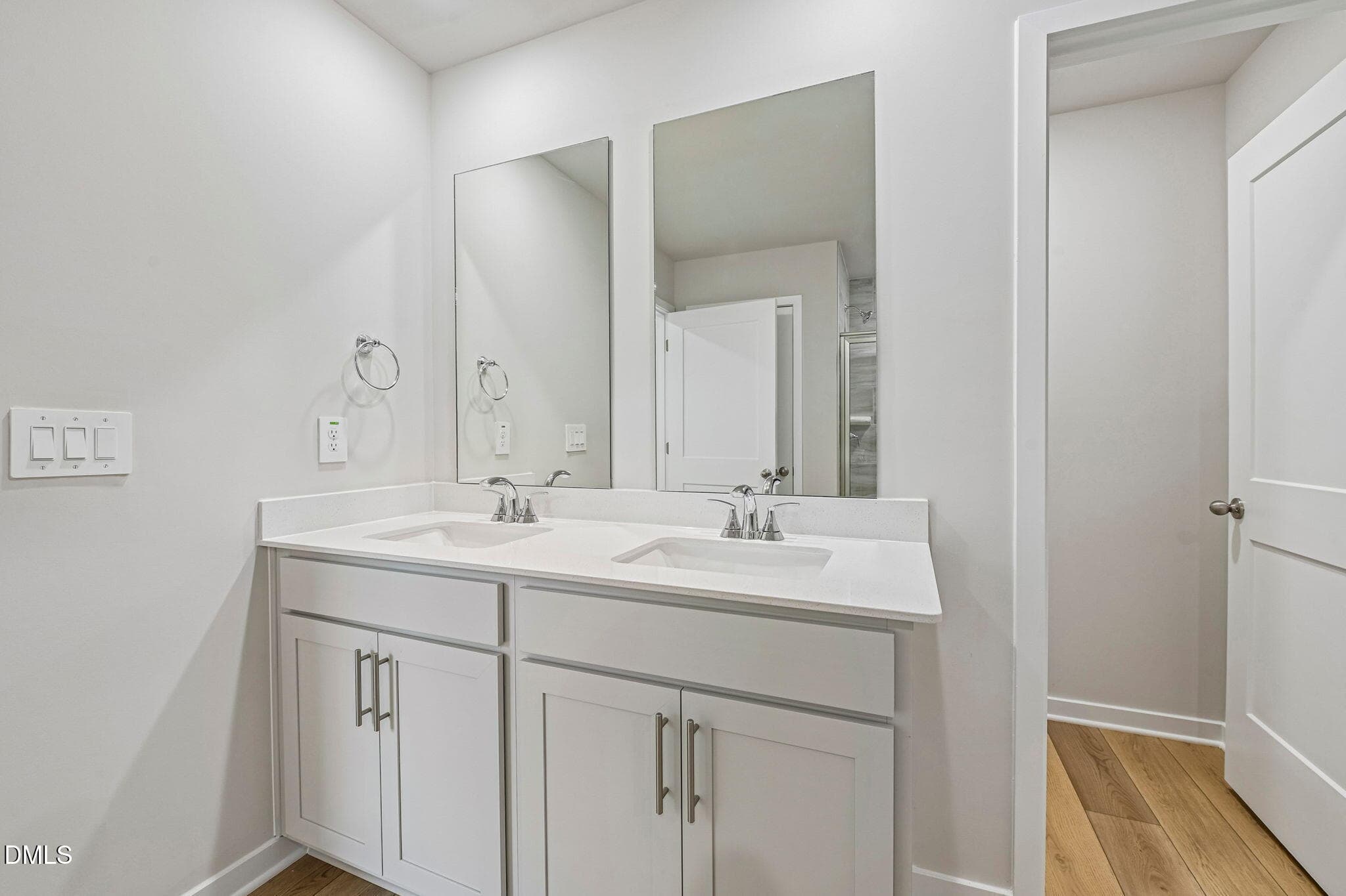 34-web-or-mls-Raleigh - Avalon Place - 1 - 1452 Hatteras Road, Durham, NC 27703