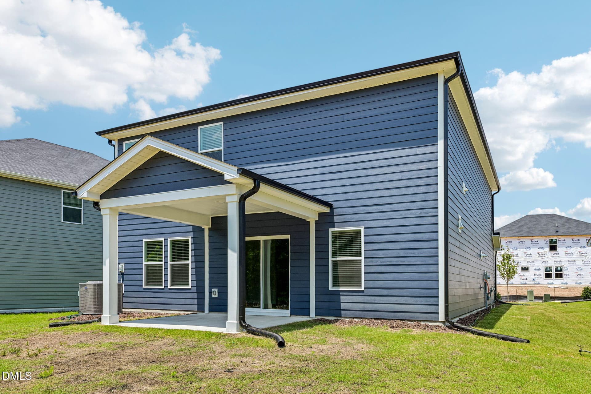 45-web-or-mls-Raleigh - Avalon Place - 1 - 1452 Hatteras Road, Durham, NC 27703