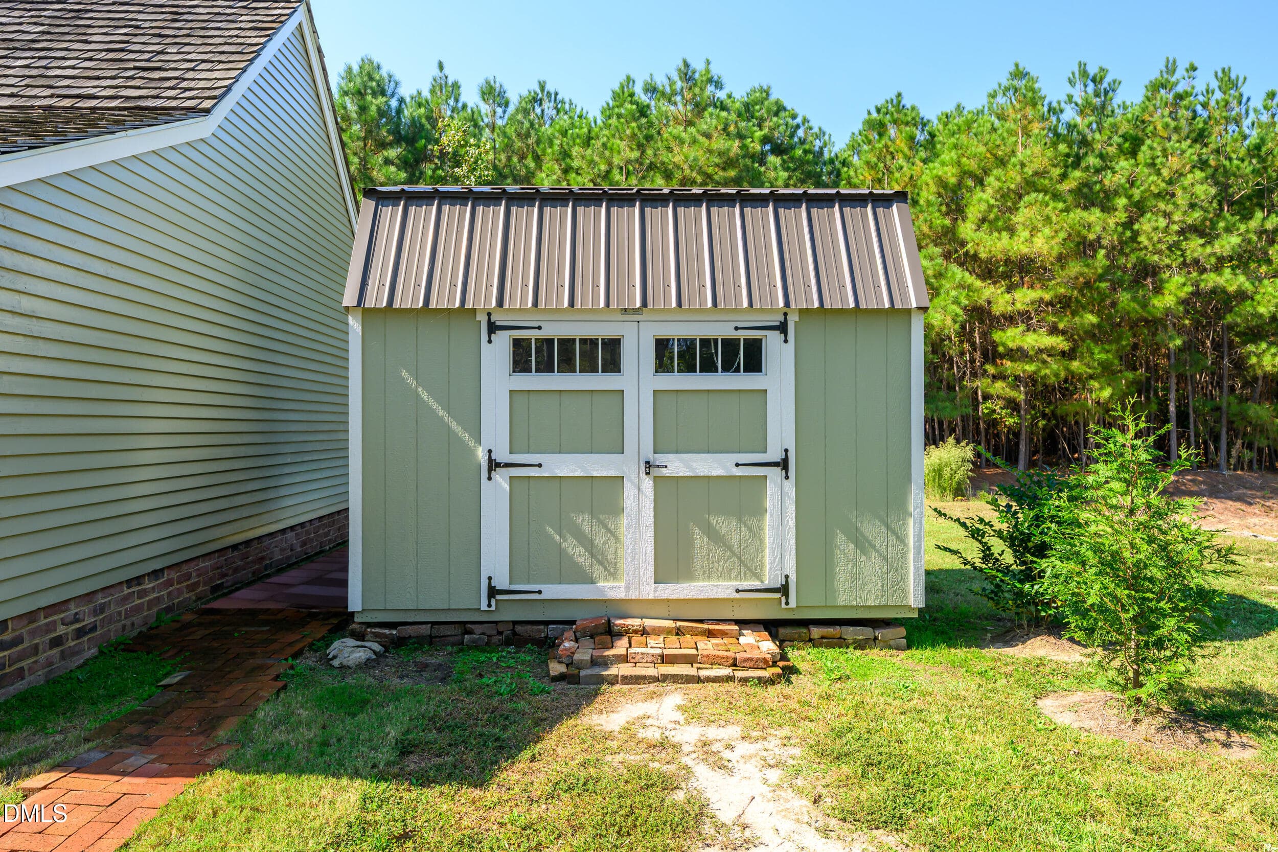 Storage Shed - 1516 Colony Drive, Tarboro, NC 27886