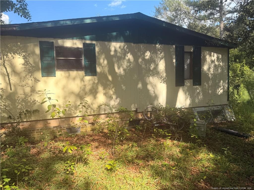 Photo 5 - 209 KEMP Lane, Raeford, NC 28376