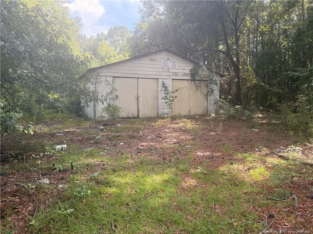 Photo 8 - 209 KEMP Lane, Raeford, NC 28376