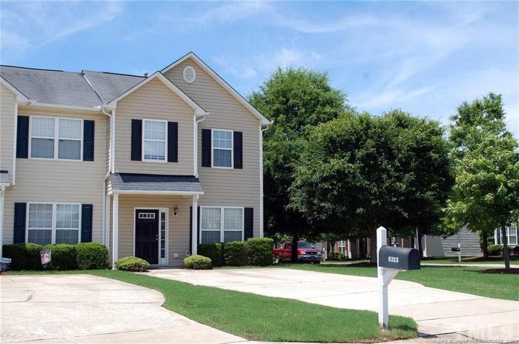 8323 Tierra Del Sol Way, Raleigh, NC 27616
