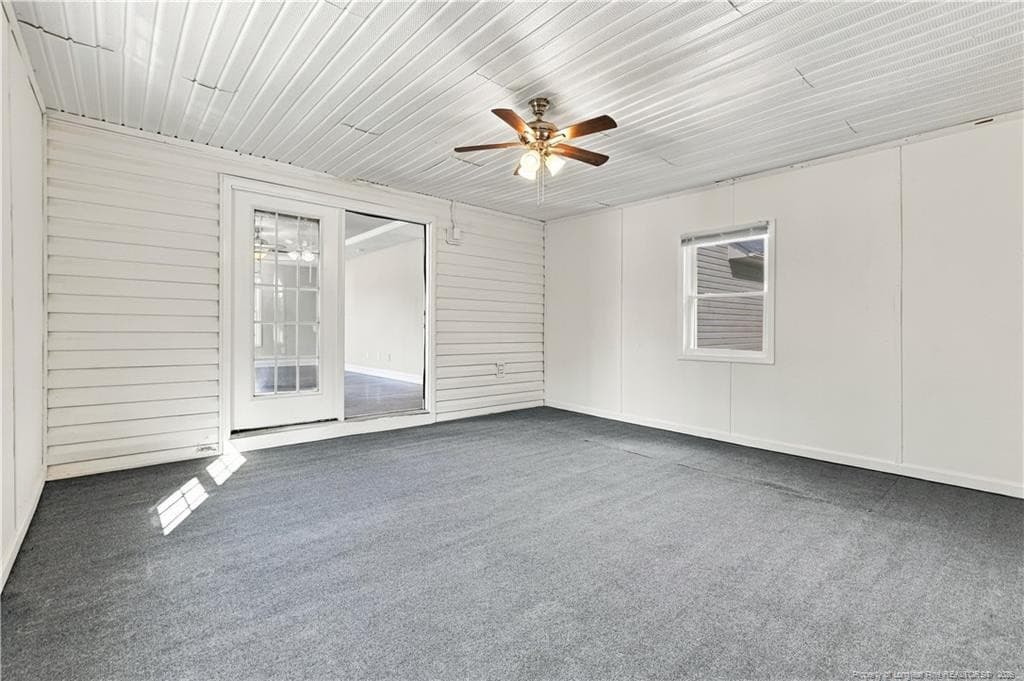 Photo 11 - 220 Seabiscuit Drive, Raeford, NC 28376