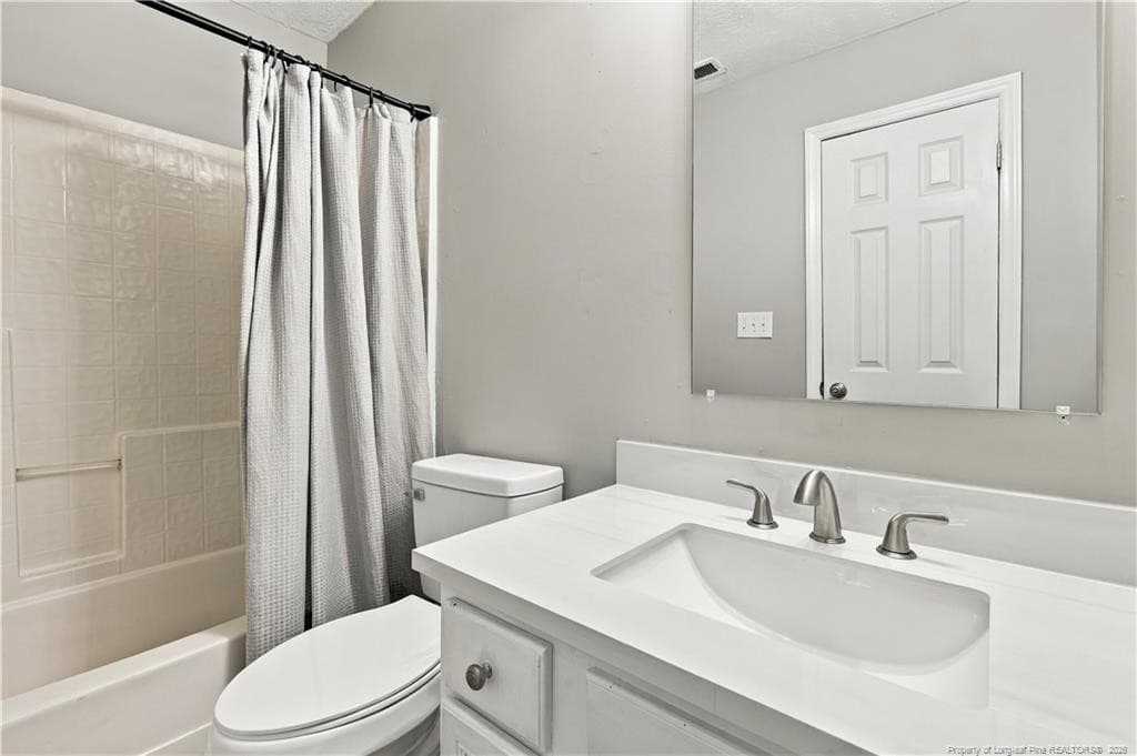 Photo 35 - 220 Seabiscuit Drive, Raeford, NC 28376