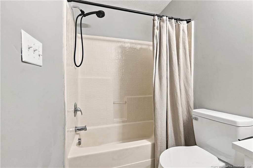 Photo 36 - 220 Seabiscuit Drive, Raeford, NC 28376