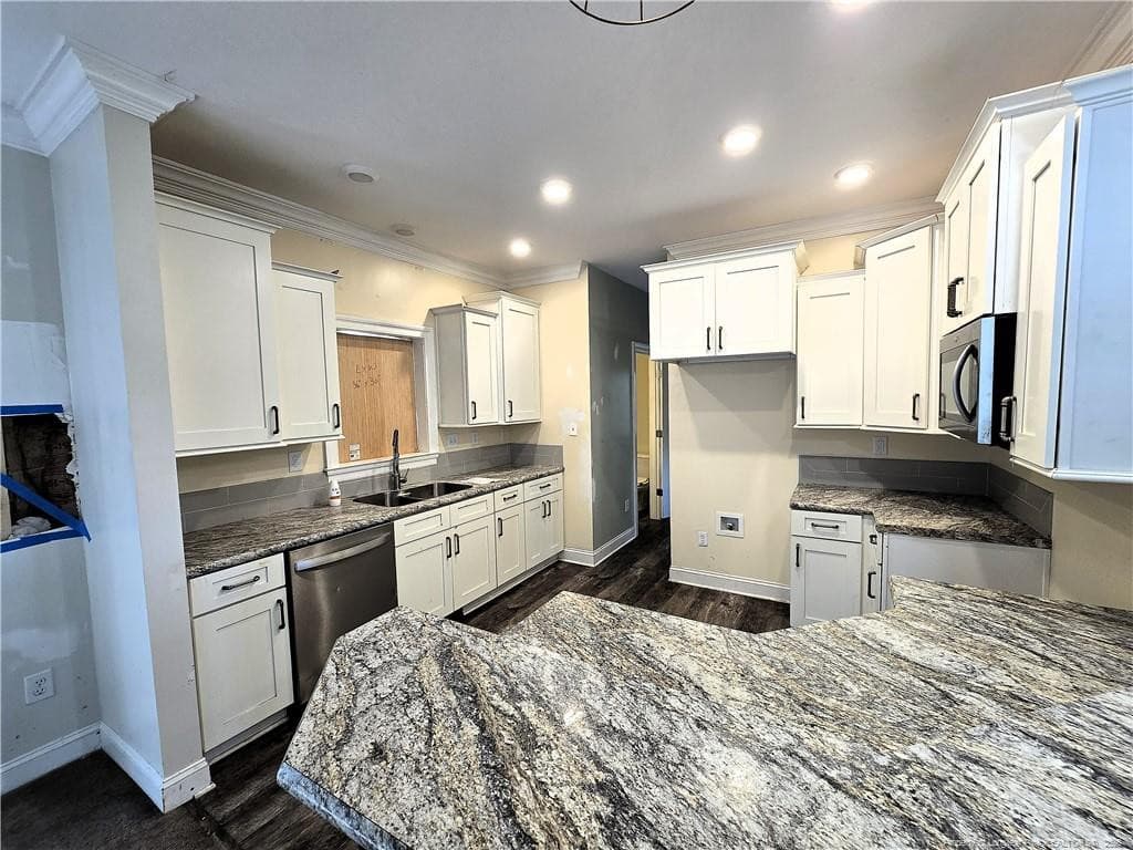 Photo 6 - 1103 Forrest Drive, Bladenboro, NC 28320