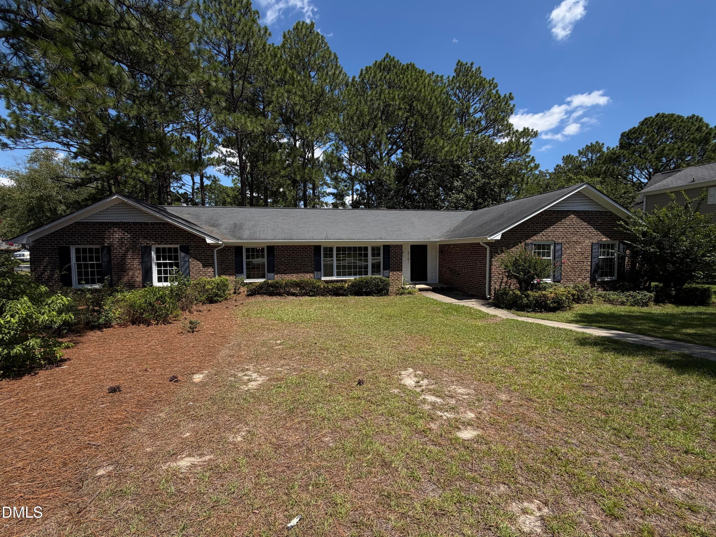 photo-001 - 2101 Fordham Drive, Fayetteville, NC 28304
