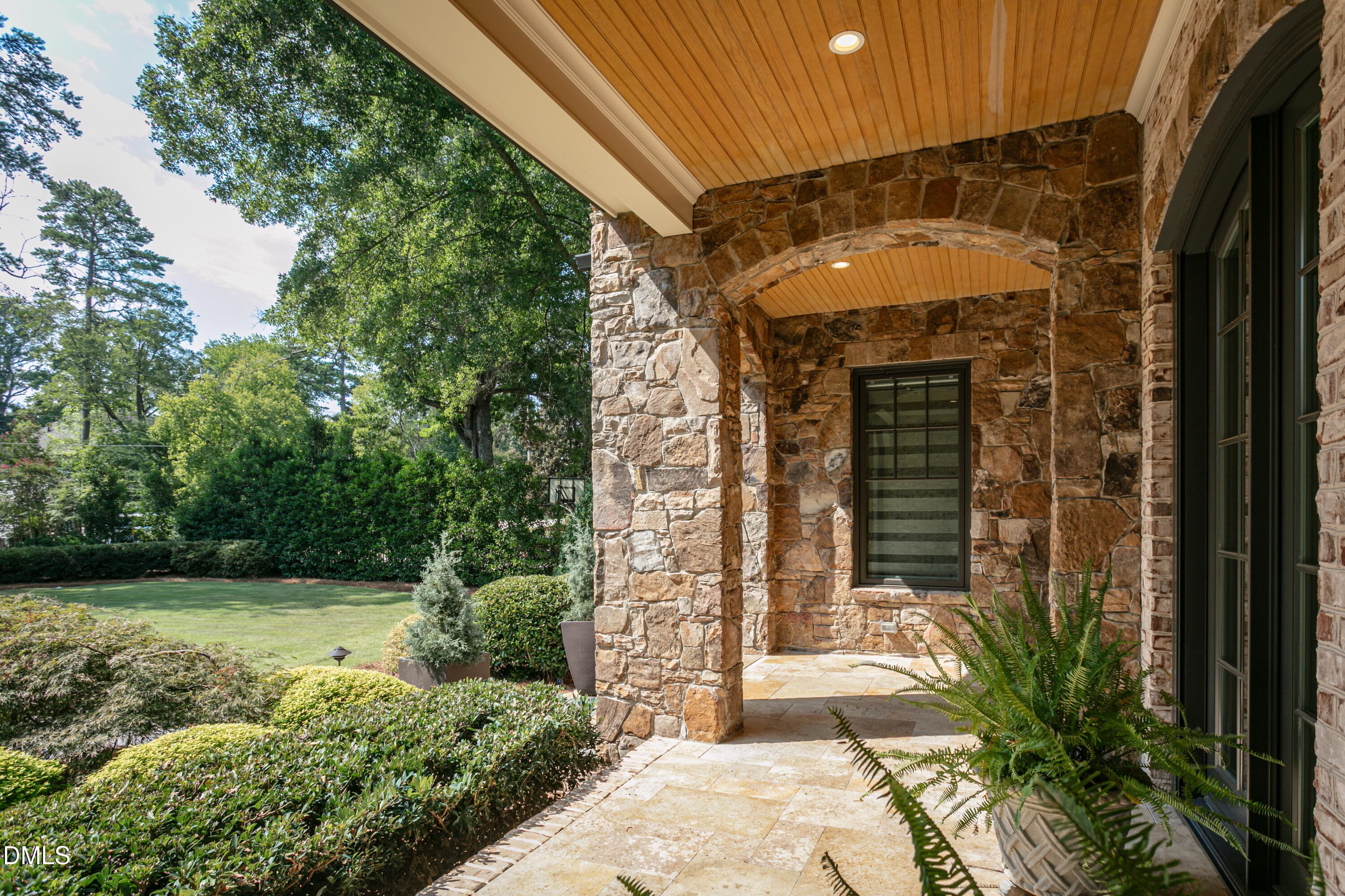 CGP_2932 - 906 Lake Boone Trail, Raleigh, NC 27607