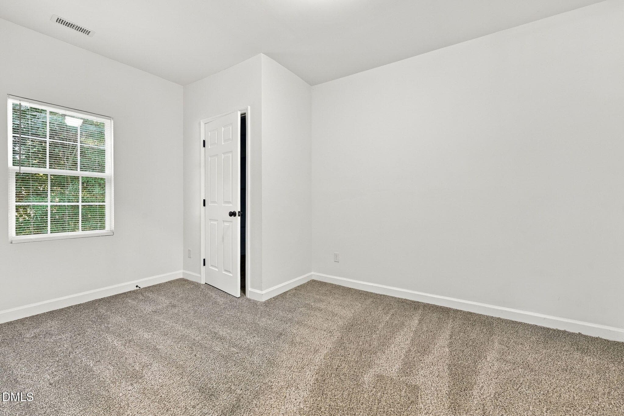 21-web-or-mls-IMG_2462 - 109 N Dunn Street, Angier, NC 27501