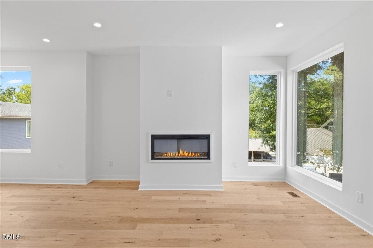 Electric Fireplace in Living Room - 804 Cotton Place 102, Raleigh, NC 27601
