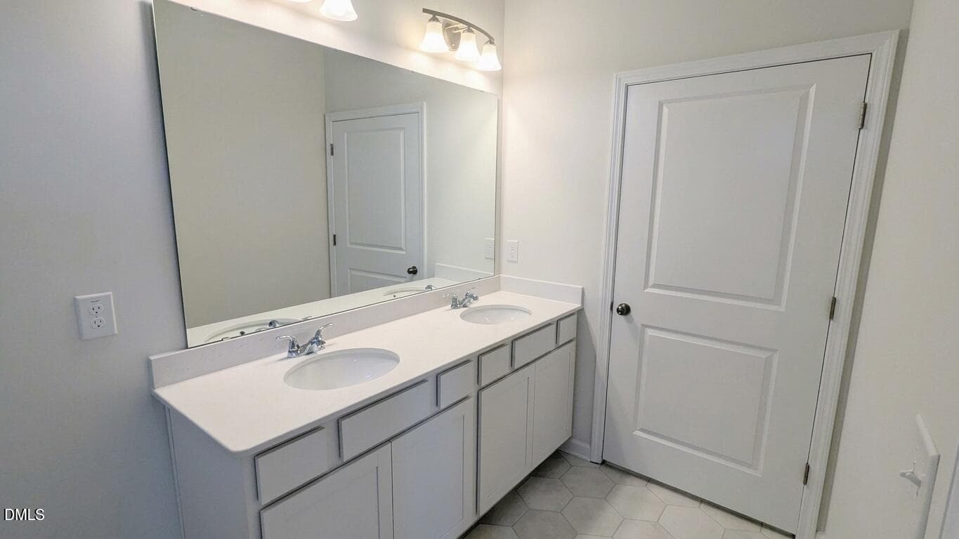 7oa98y7oa98y7oa9 - 95 Chardonnay Drive, Lillington, NC 27546