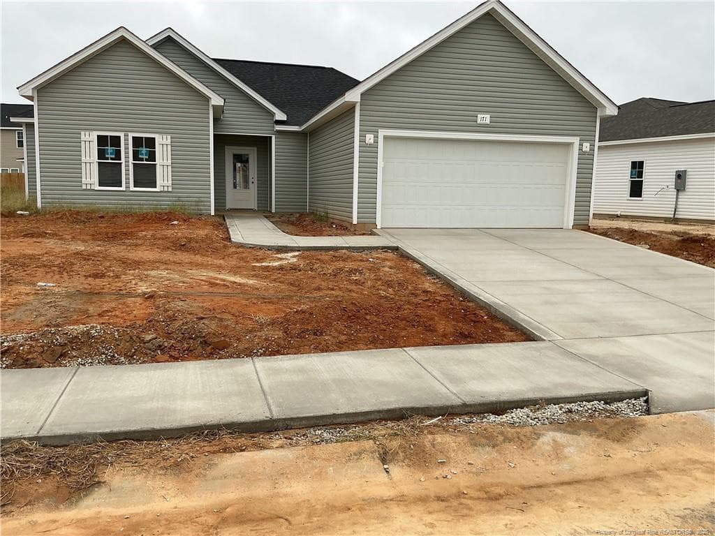 Photo 4 - 171 Peeler Circle, Raeford, NC 28376