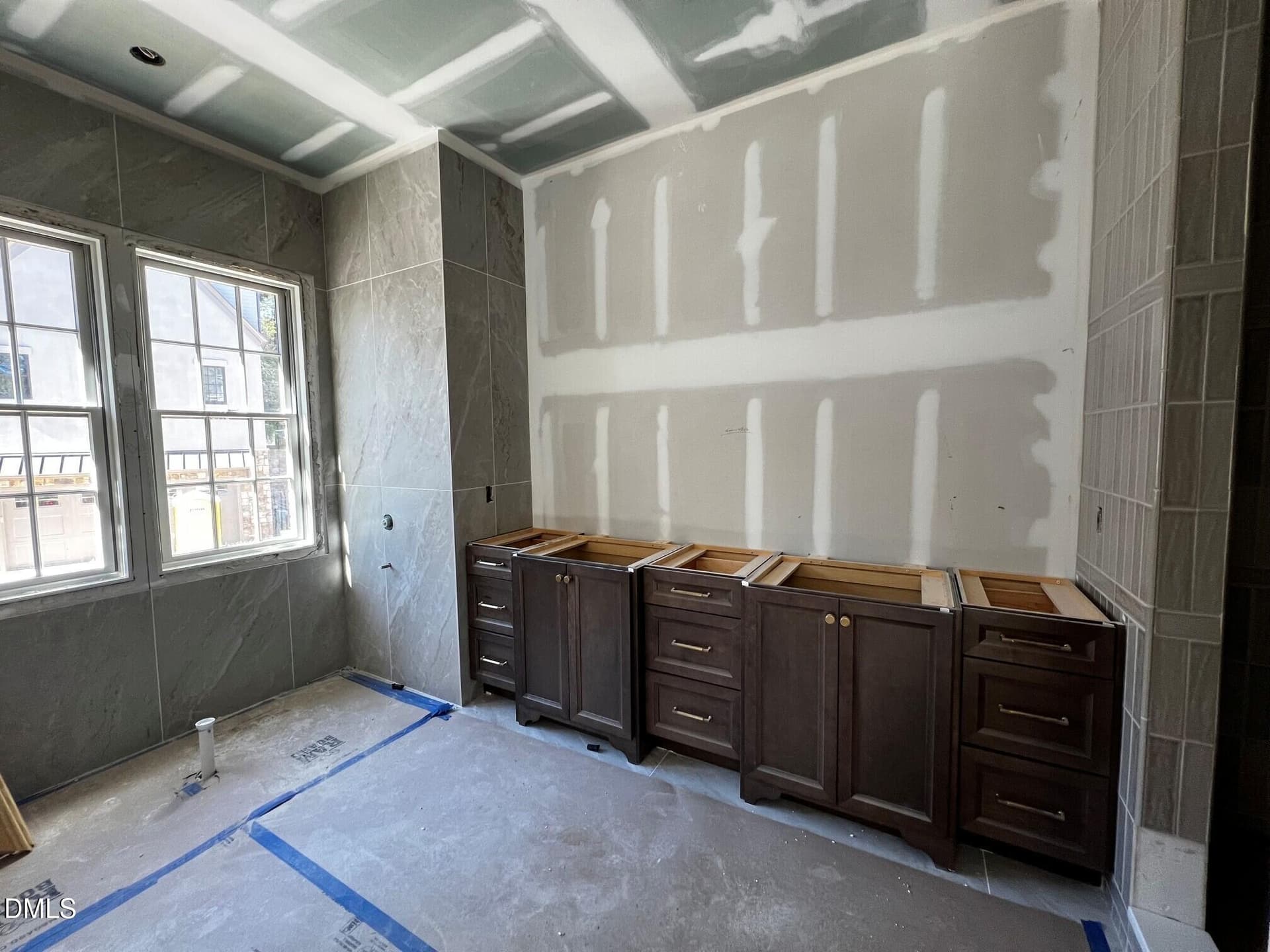 primary bath - 1343 Eldon Circle, Durham, NC 27707