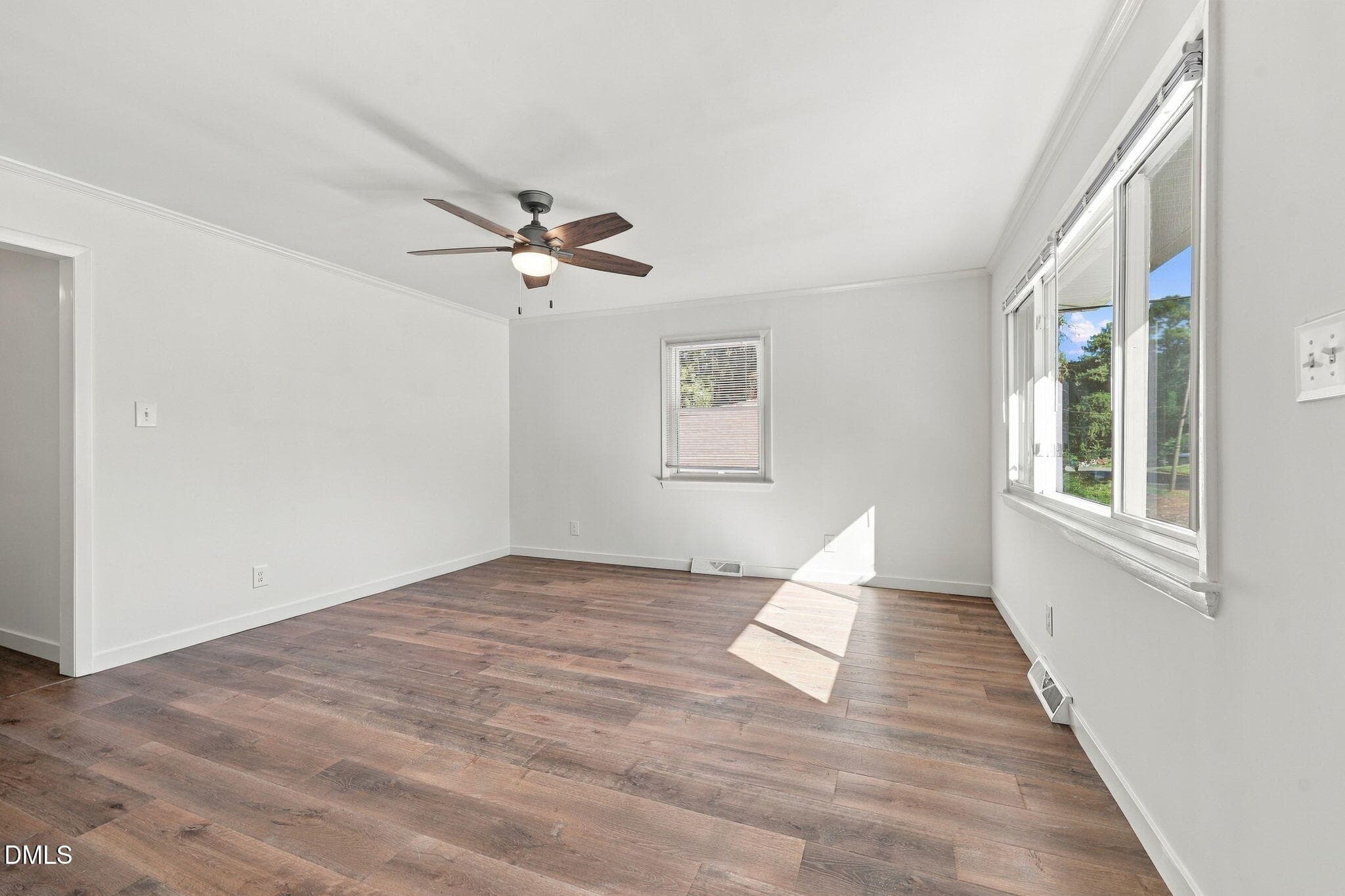 Living Rm 1 - 703 E Maynard Avenue, Durham, NC 27704