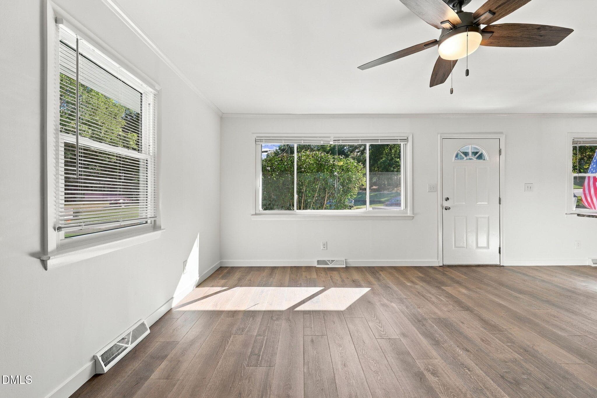 Living Rm 2 - 703 E Maynard Avenue, Durham, NC 27704