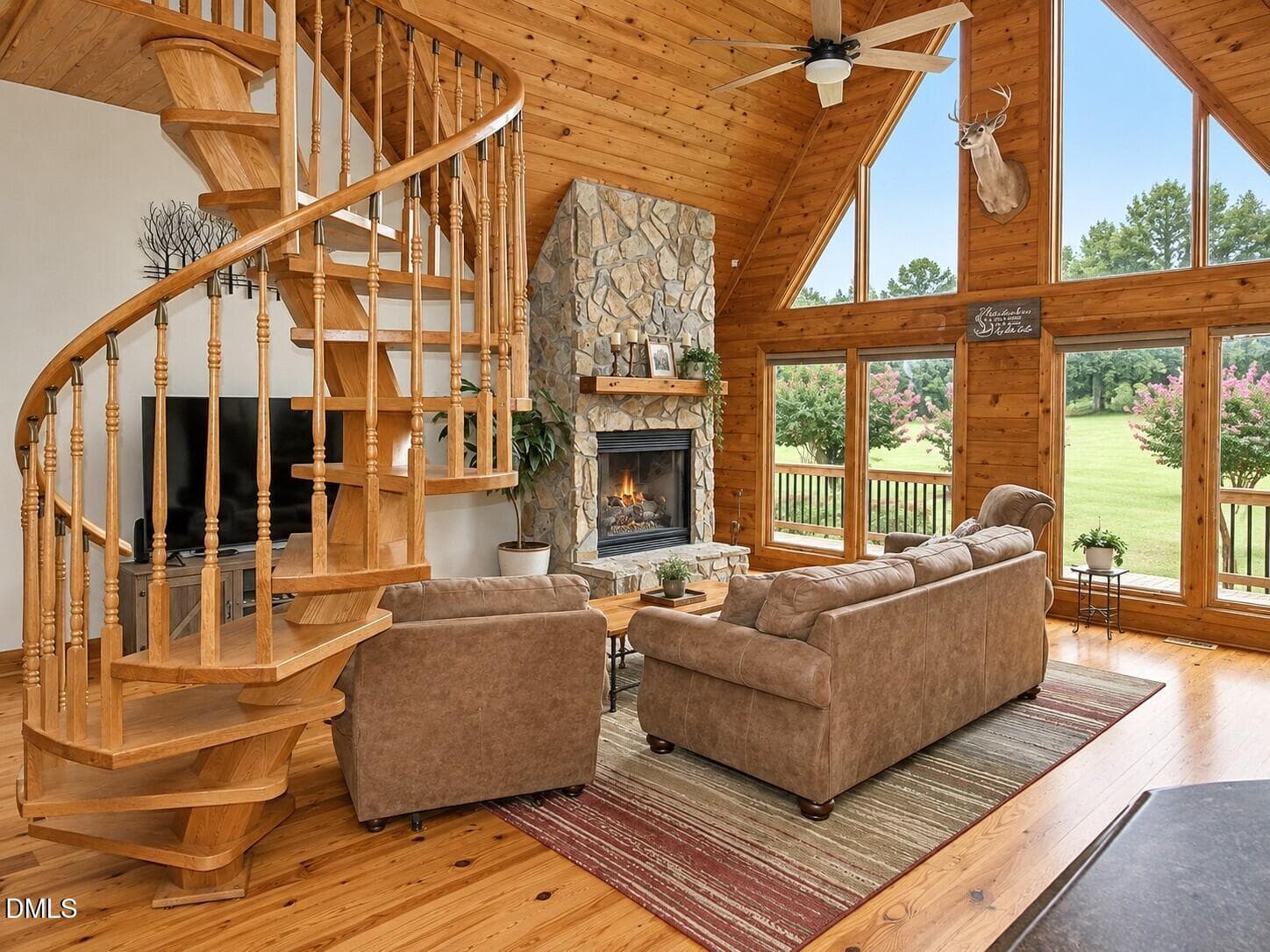 Family room - 1159 Fleming Town Road, Henderson, NC 27537