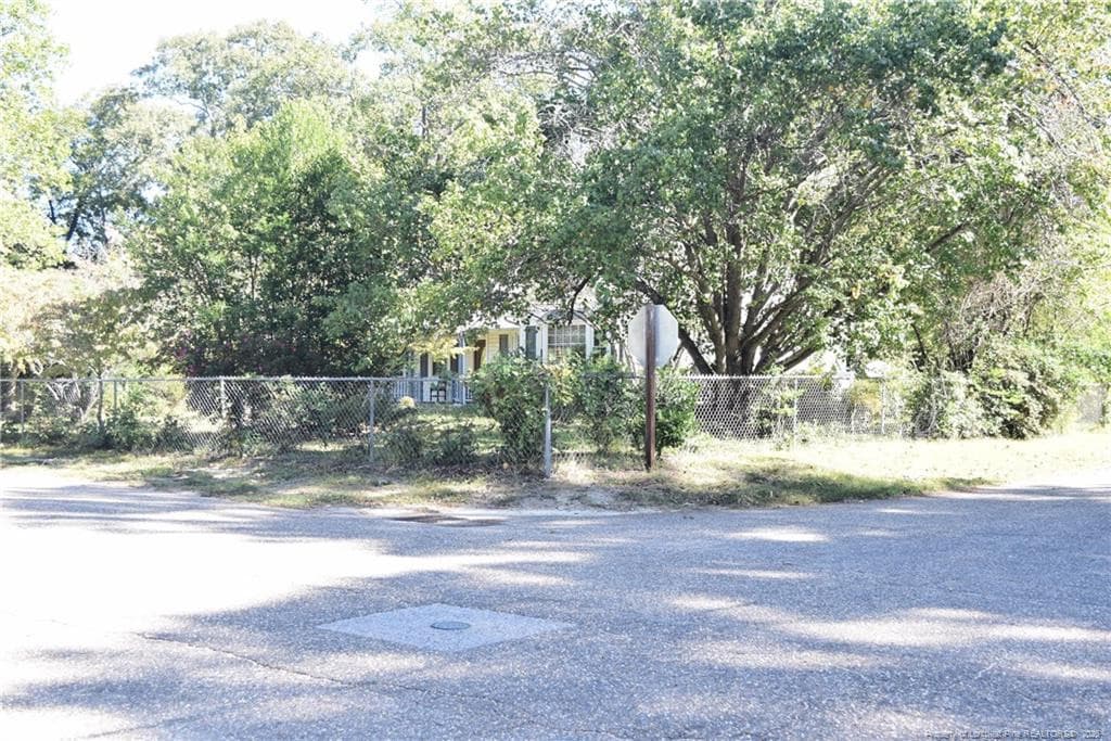 corner lot - 607 Hicks Avenue, Fayetteville, NC 28304