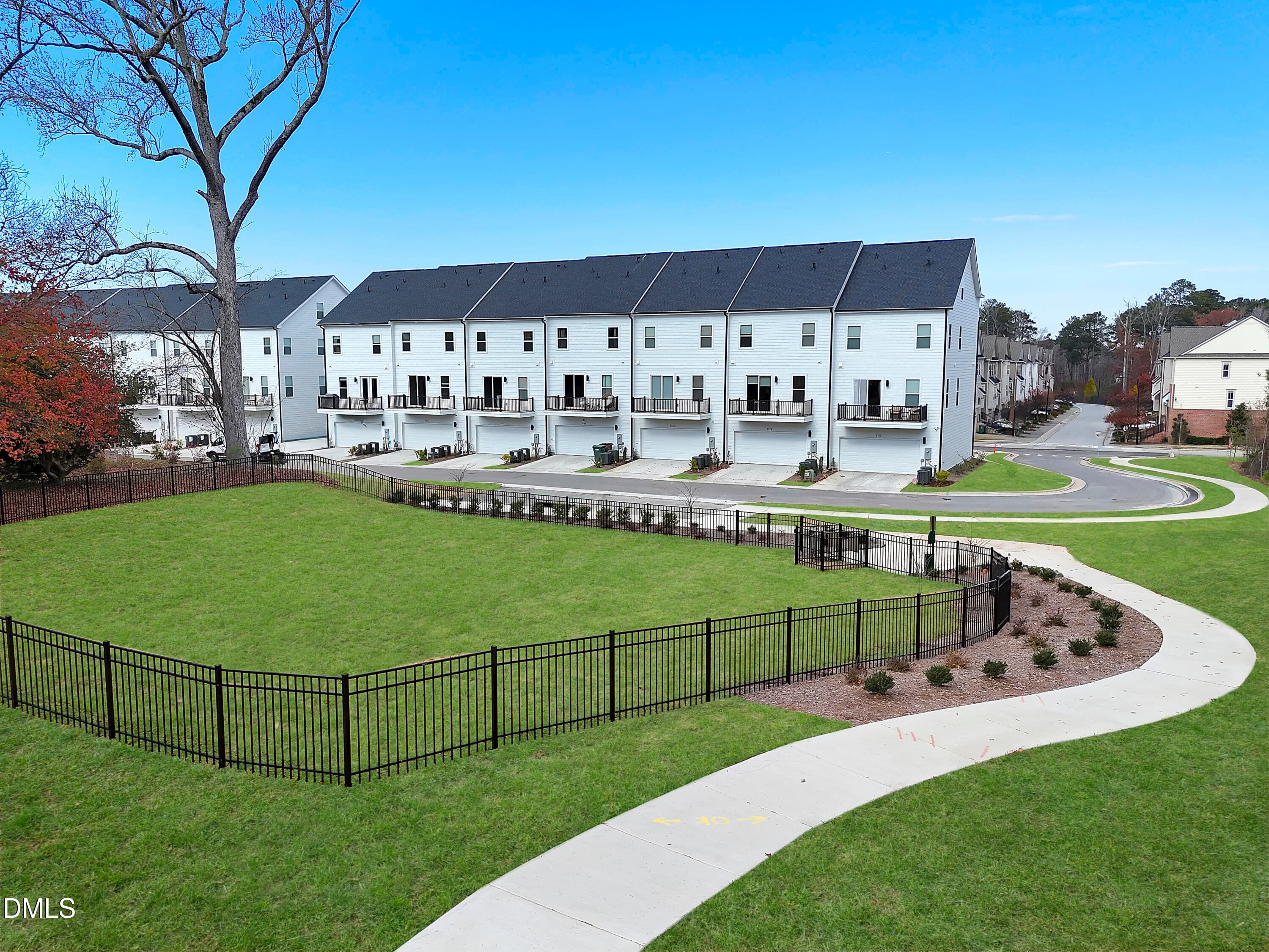 Community Dog Park - 615 Hedrick Rdg Road 301, Cary, NC 27519