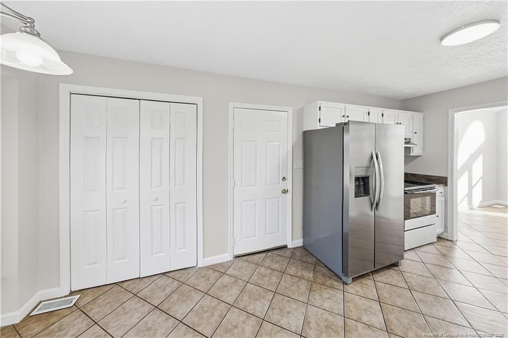 Photo 7 - 1060 Alexwood Drive, Hope Mills, NC 28348