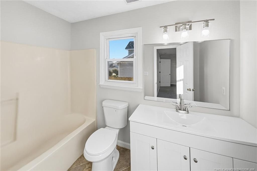 Photo 12 - 1060 Alexwood Drive, Hope Mills, NC 28348
