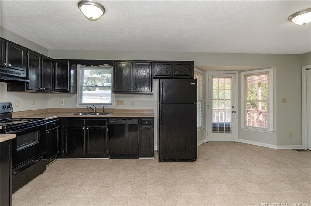 Photo 10 - 3539 HANOVER Drive, Hope Mills, NC 28348