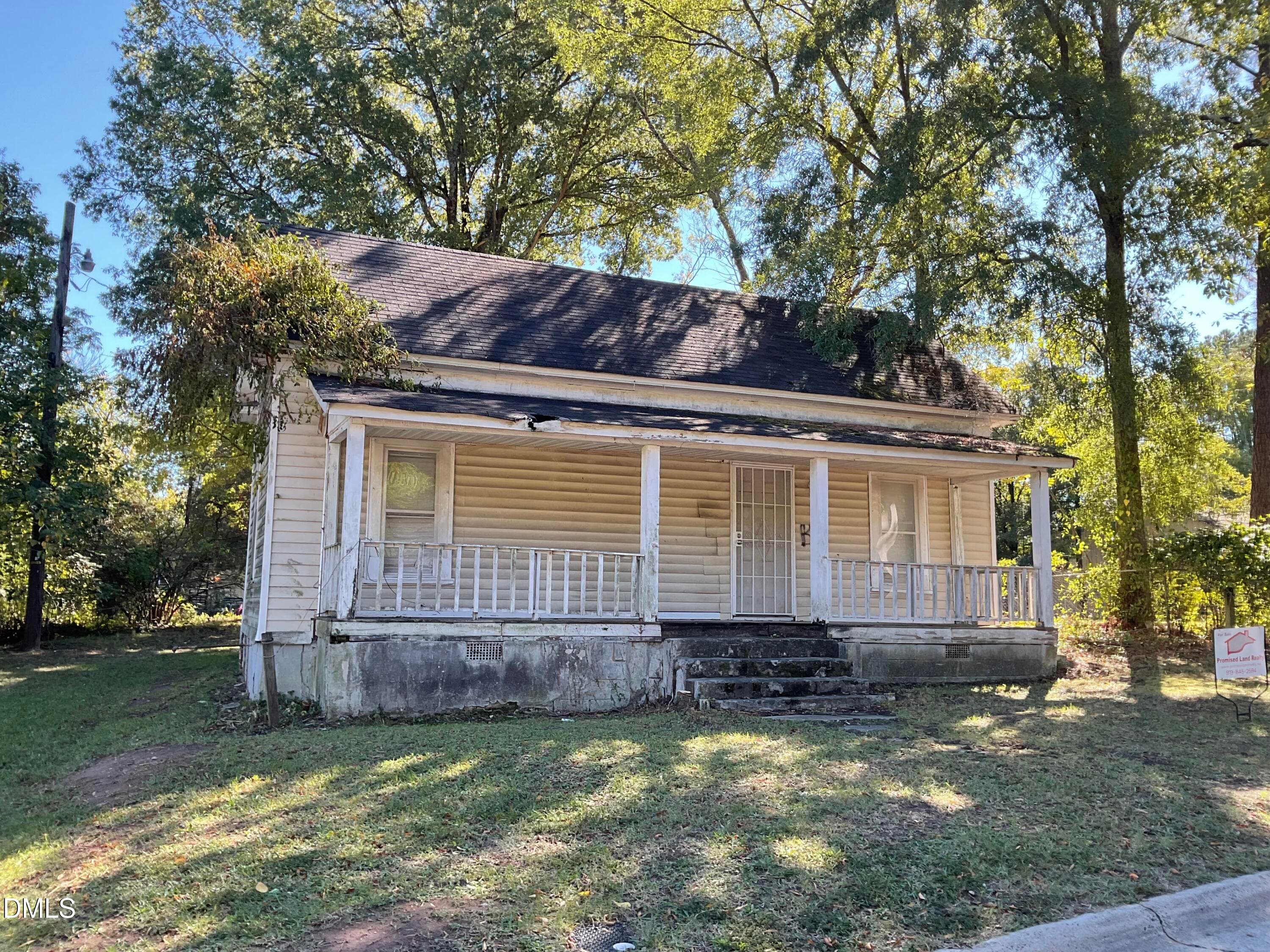 IMG_0249 - 405 Clay Street, Durham, NC 27703