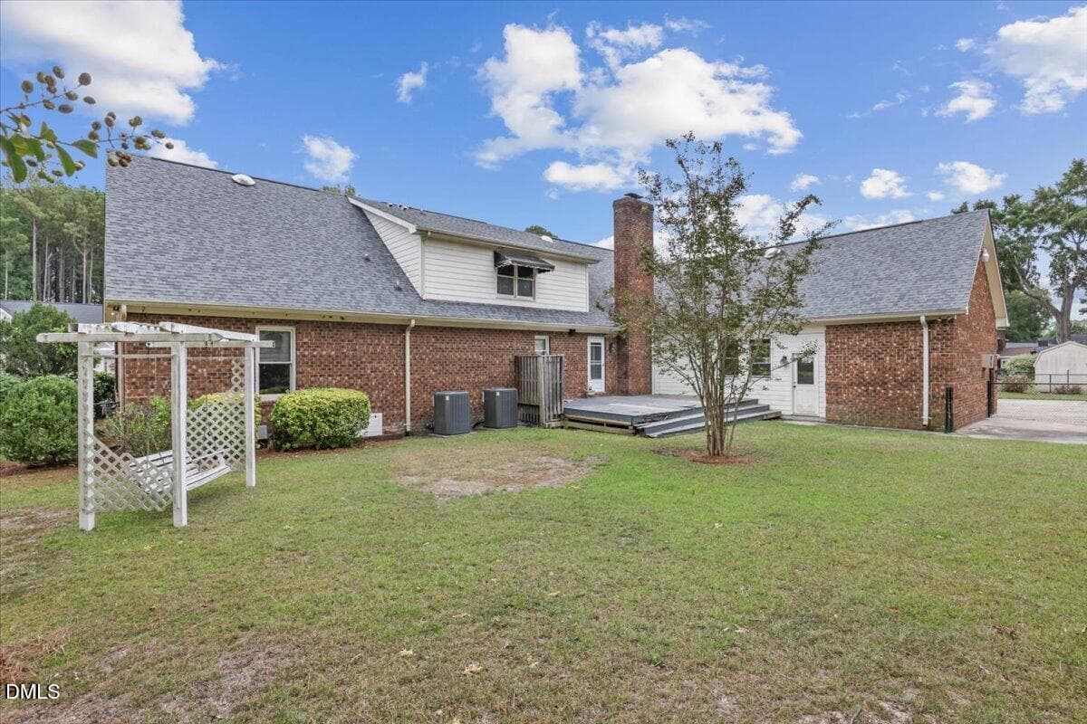 06-904 Merry St-6 - 904 Merry Street, Dunn, NC 28334