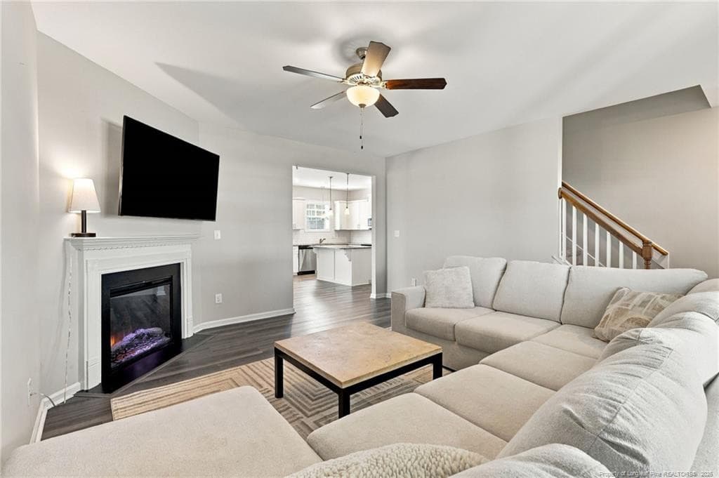 Photo 7 - 299 tipperary Street, Raeford, NC 28376