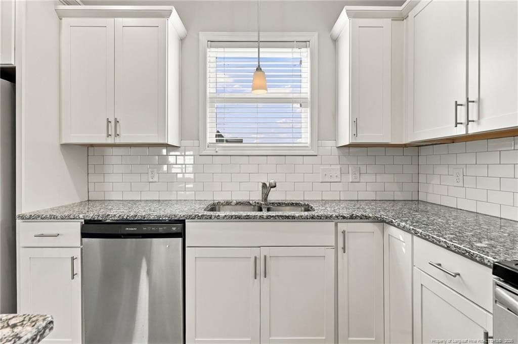 Photo 19 - 299 tipperary Street, Raeford, NC 28376