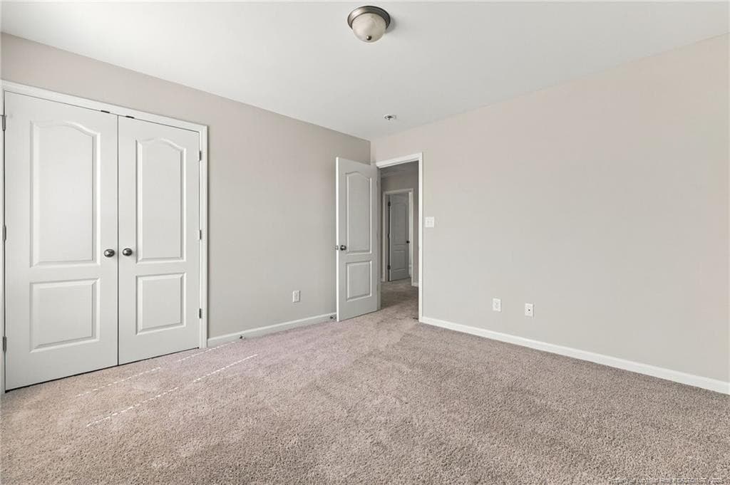 Photo 33 - 299 tipperary Street, Raeford, NC 28376