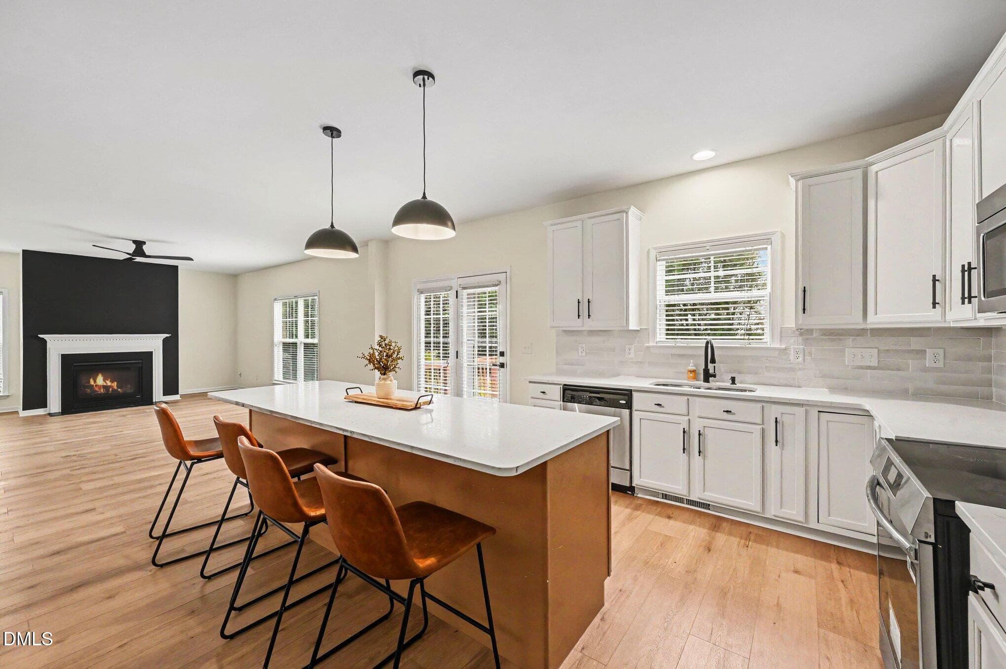 012_file_1313 - 3811 Stoneybrook Drive, Durham, NC 27705