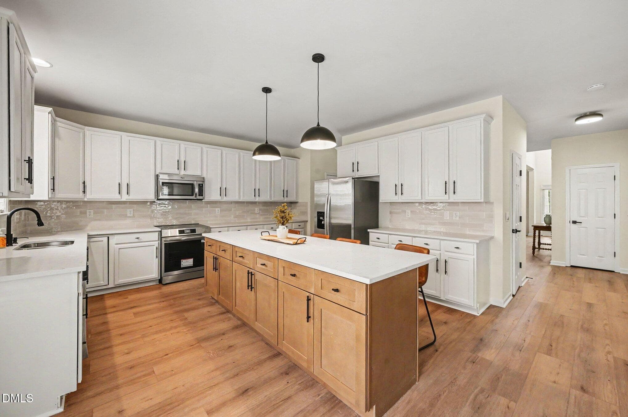 014_file_3493 - 3811 Stoneybrook Drive, Durham, NC 27705