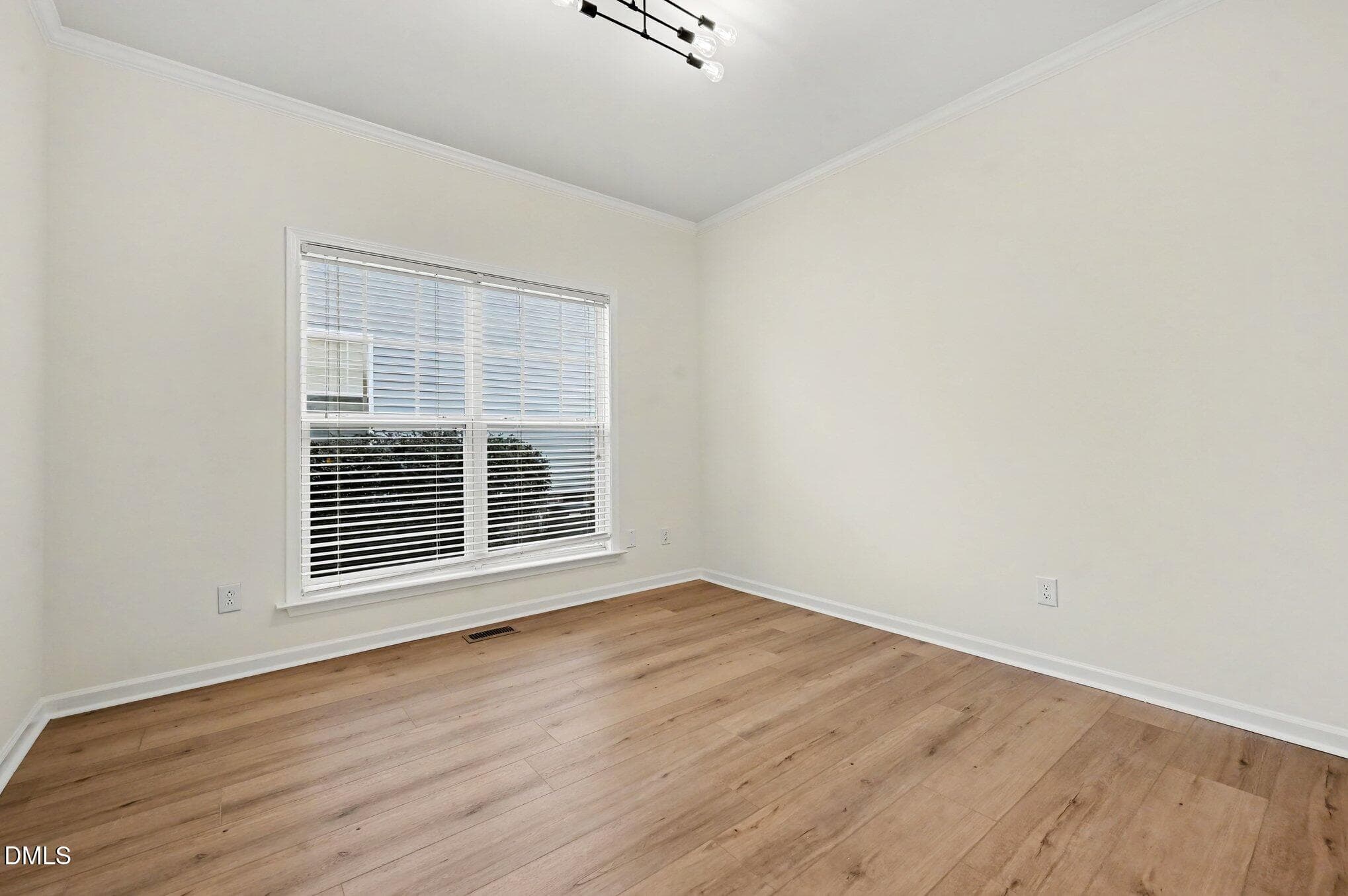 026_file_7750 - 3811 Stoneybrook Drive, Durham, NC 27705