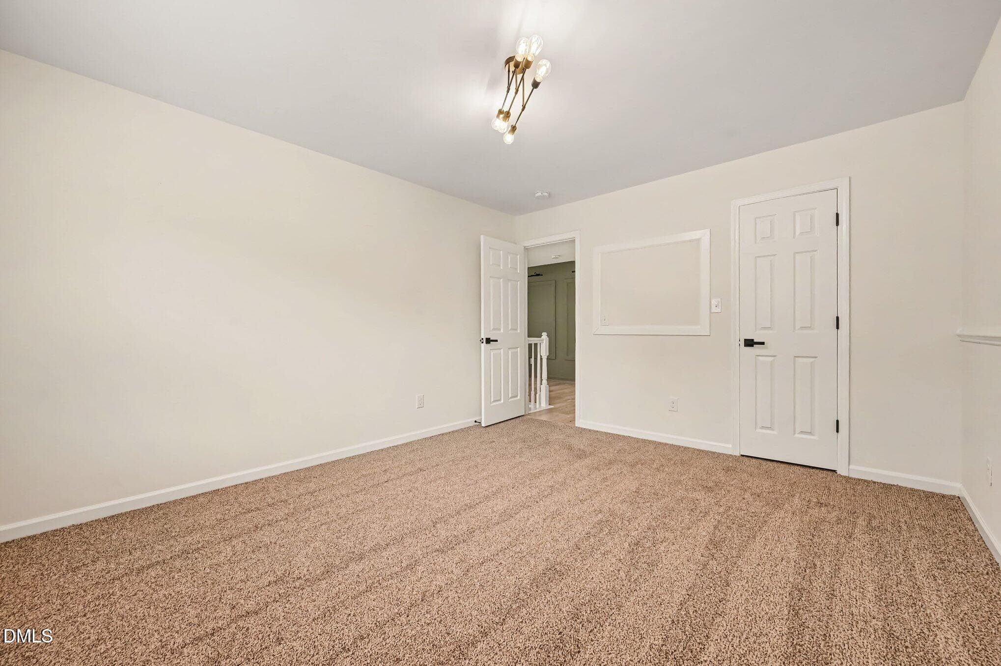 030_file_4115 - 3811 Stoneybrook Drive, Durham, NC 27705