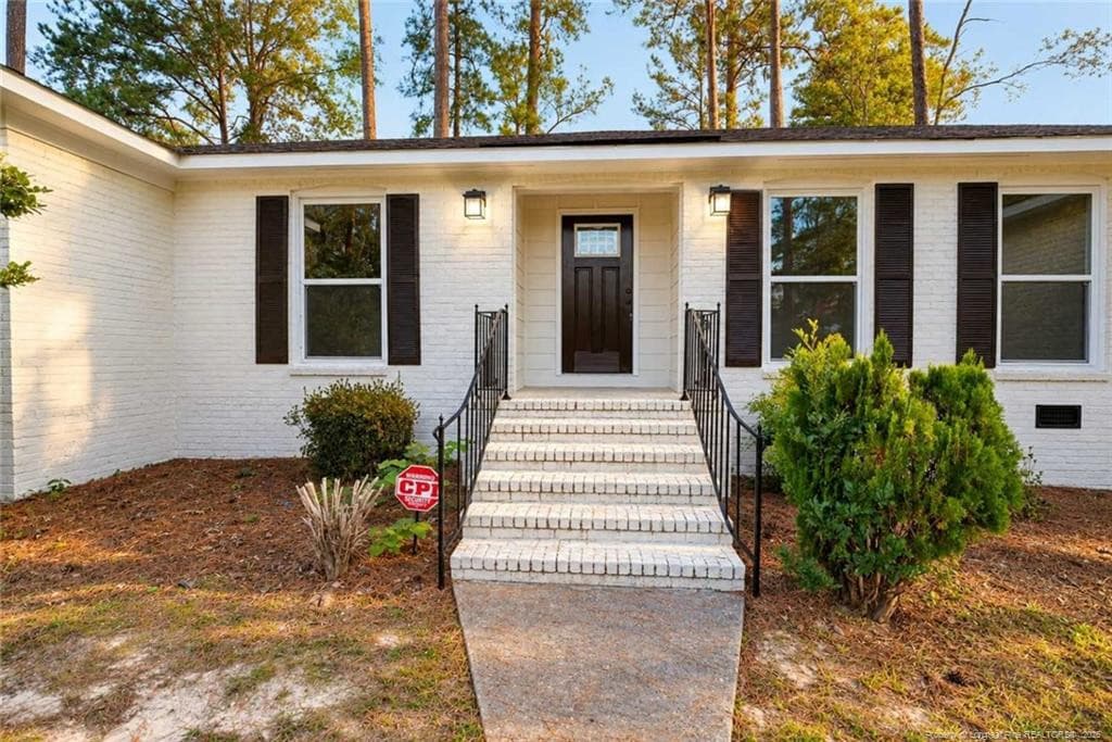 Photo 3 - 5714 Weatherford Road, Fayetteville, NC 28303