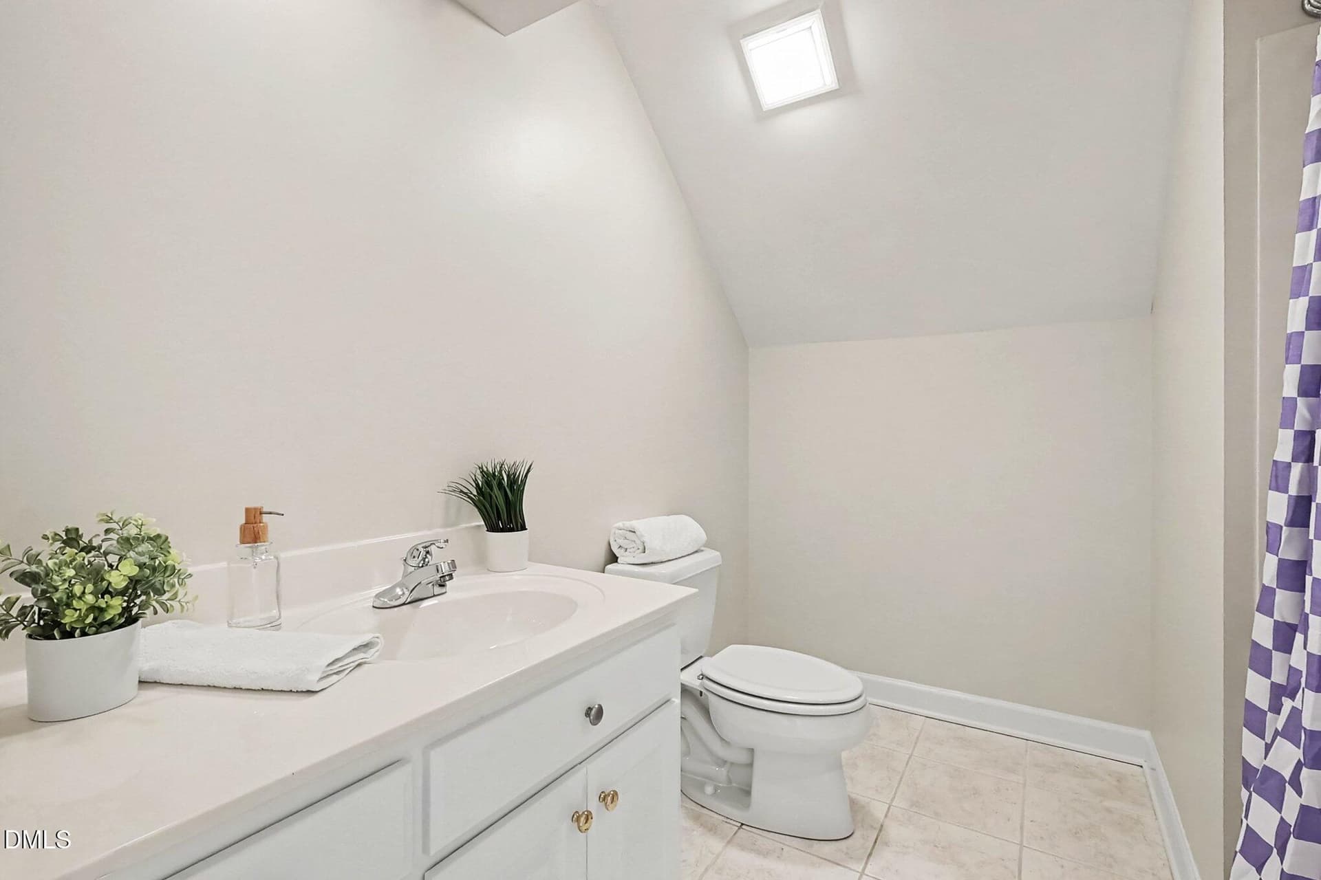025_file_9383 - 1 Skipwith Court, Durham, NC 27707