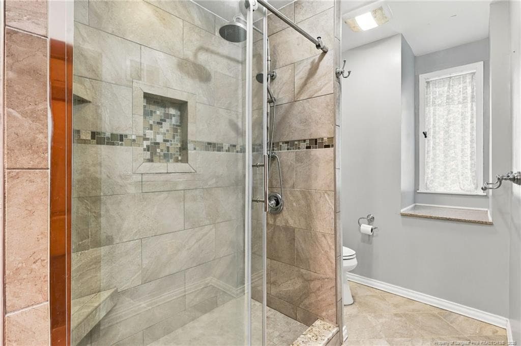 Walk in shower - 1013 Riverside Boulevard, Lumberton, NC 28358